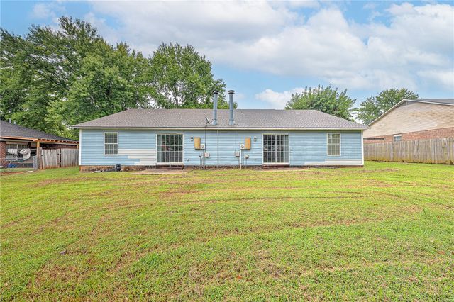 1389, 1391, 1400, 1402 N Boxley Avenue, Fayetteville, AR 72704