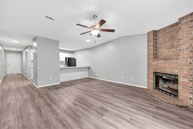 1389, 1391, 1400, 1402 N Boxley Avenue, Fayetteville, AR 72704