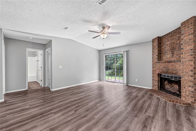 1389, 1391, 1400, 1402 N Boxley Avenue, Fayetteville, AR 72704