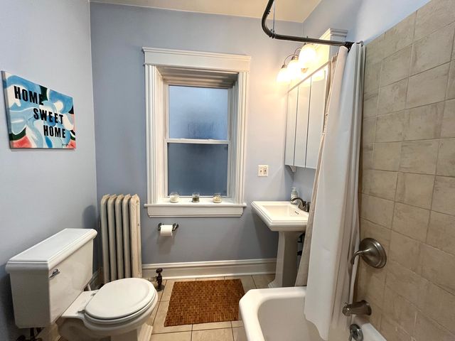 322 S Ridgeland Avenue 1, Oak Park, IL 60302