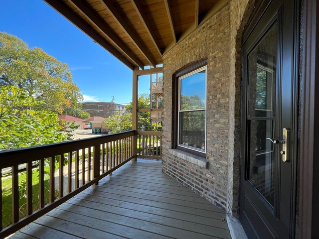 322 S Ridgeland Avenue 1, Oak Park, IL 60302