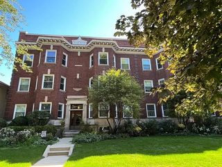 322 S Ridgeland Avenue 1, Oak Park, IL 60302