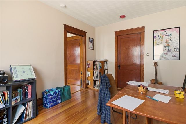 982 York Avenue, Pawtucket, RI 02861