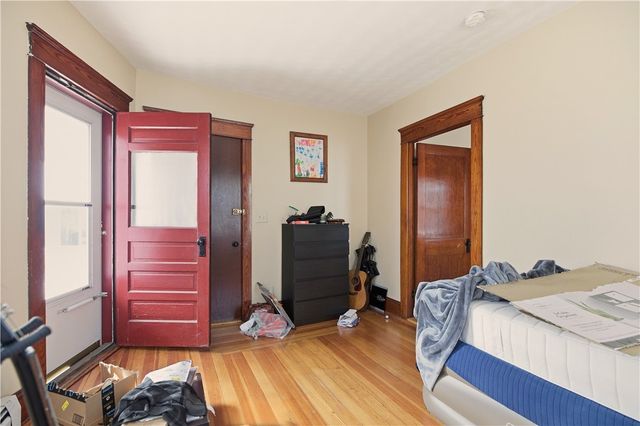 982 York Avenue, Pawtucket, RI 02861