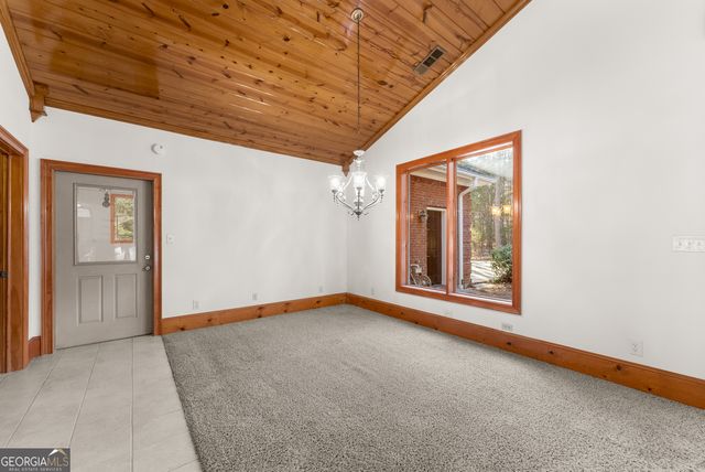 287 Spring Branch Circle, Toccoa, GA 30577