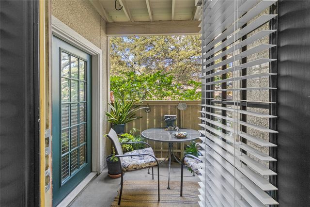 8601 Park Lane 612, Dallas, TX 75231