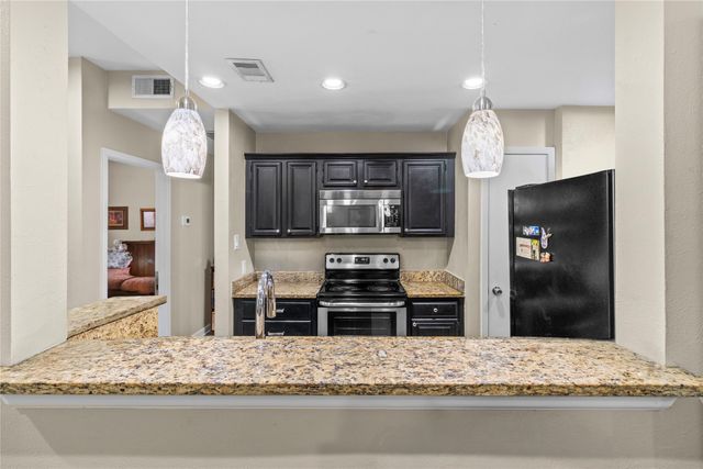 8601 Park Lane 612, Dallas, TX 75231