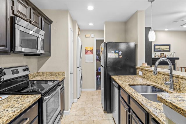 8601 Park Lane 612, Dallas, TX 75231