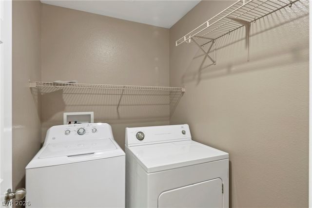 7429 Granada Willows Street, Las Vegas, NV 89139