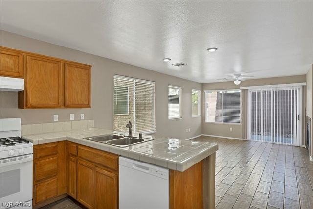 7429 Granada Willows Street, Las Vegas, NV 89139