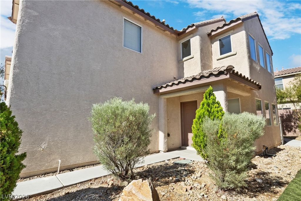 7429 Granada Willows Street, Las Vegas, NV 89139