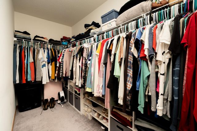 8042 Stratford Circle S, Shakopee, MN 55379