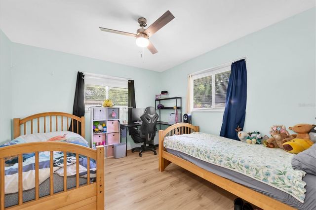 1380 KENNYWOOD DRIVE, Largo, FL 33770