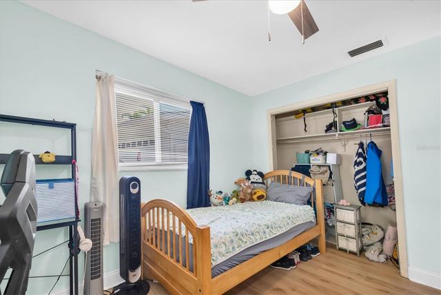 1380 KENNYWOOD DRIVE, Largo, FL 33770