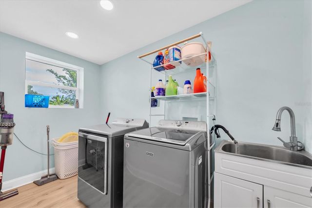 1380 KENNYWOOD DRIVE, Largo, FL 33770