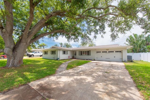 1380 KENNYWOOD DRIVE, Largo, FL 33770