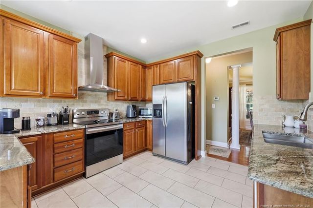 2561 Rodeo Drive, Linden, NC 28356