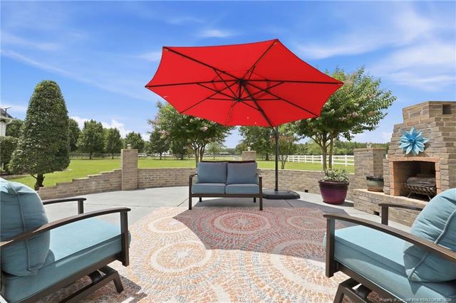 2561 Rodeo Drive, Linden, NC 28356