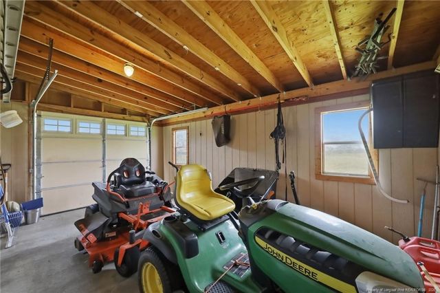 2561 Rodeo Drive, Linden, NC 28356