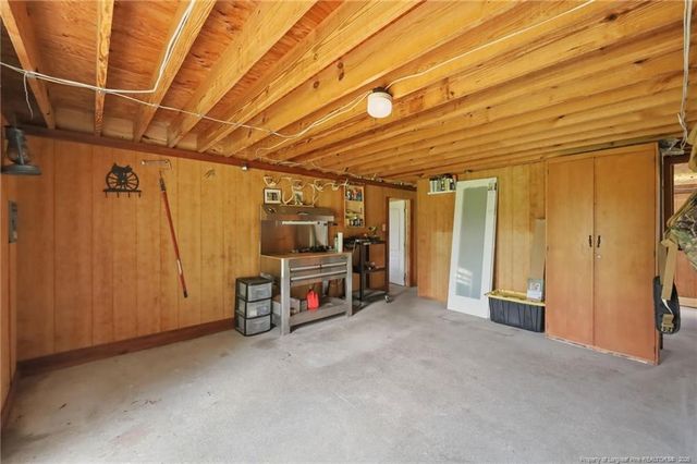2561 Rodeo Drive, Linden, NC 28356