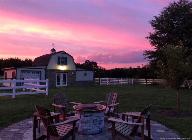 2561 Rodeo Drive, Linden, NC 28356