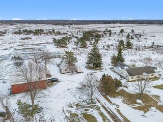 4646 N Anderson Road, Ludington, MI 49431