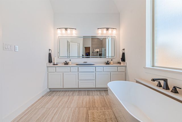 9637 Chesney Drive, Kaufman, TX 75126