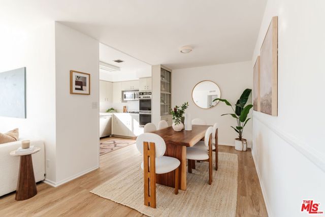 6251 Coldwater Canyon Avenue 310, Los Angeles, CA 91606