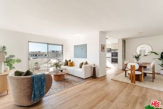 6251 Coldwater Canyon Avenue 310, Los Angeles, CA 91606