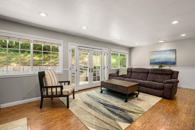 5371 Elite Ct, Placerville, CA 95667