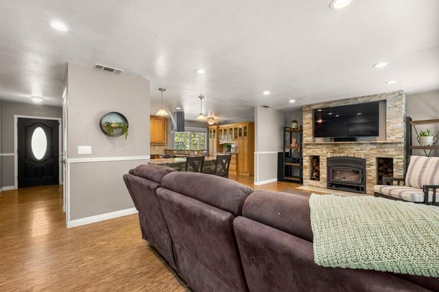 5371 Elite Ct, Placerville, CA 95667