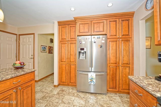 1073 Serafini Drive, Guilderland, NY 12303
