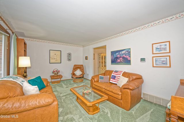 1073 Serafini Drive, Guilderland, NY 12303