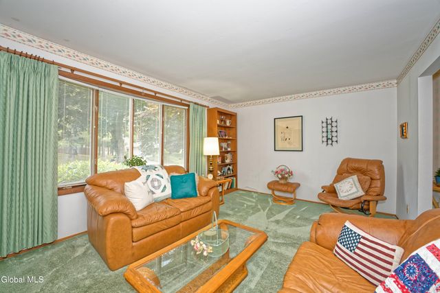 1073 Serafini Drive, Guilderland, NY 12303
