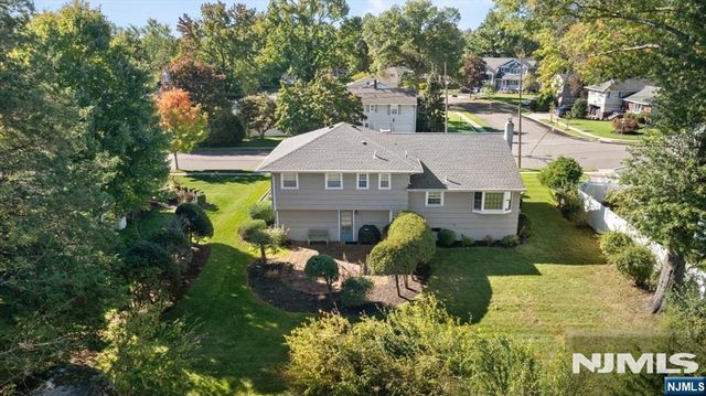 814 Schaefer Avenue, Oradell, NJ 07649