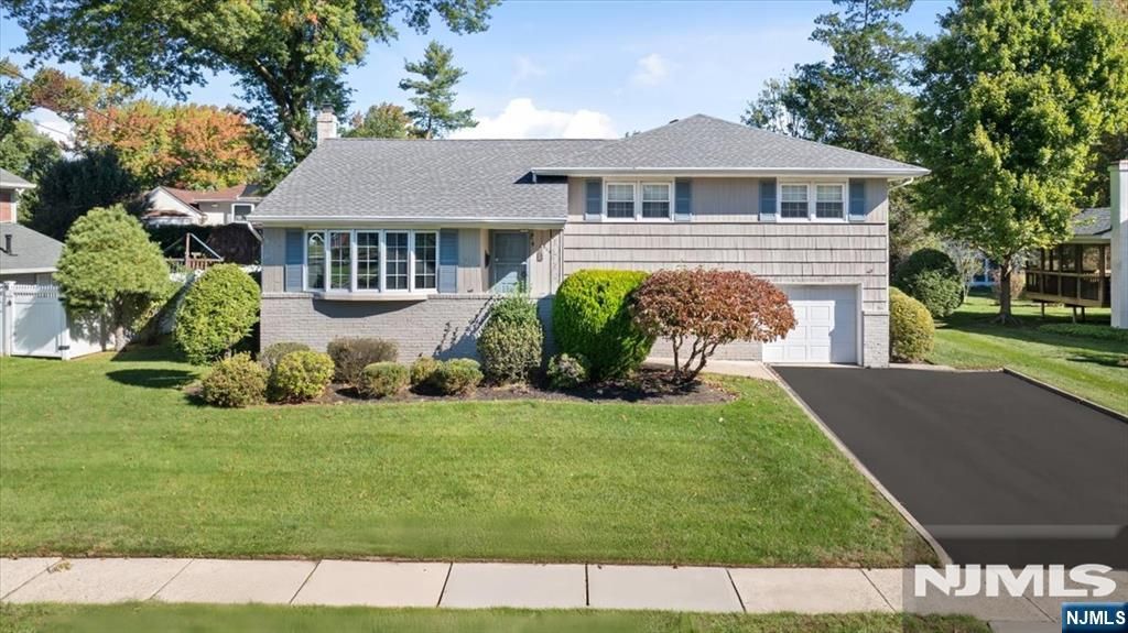 814 Schaefer Avenue, Oradell, NJ 07649