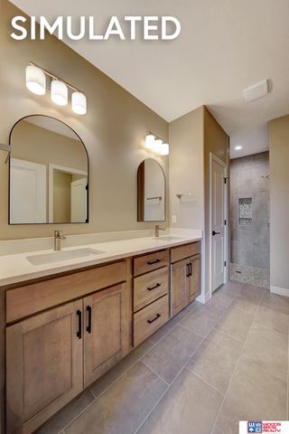 10501 Majestic Lane, Lincoln, NE 68527