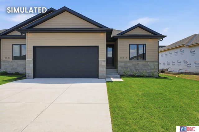 10501 Majestic Lane, Lincoln, NE 68527