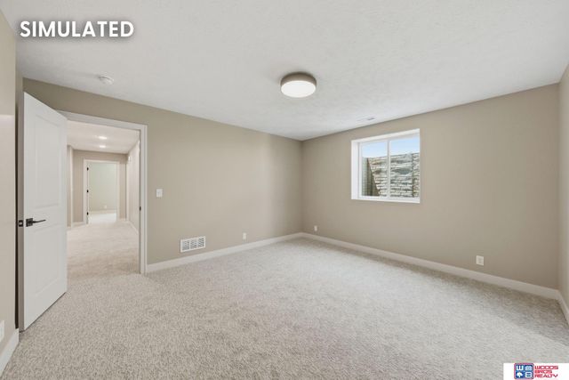 10501 Majestic Lane, Lincoln, NE 68527
