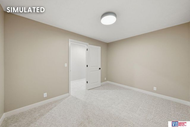 10501 Majestic Lane, Lincoln, NE 68527