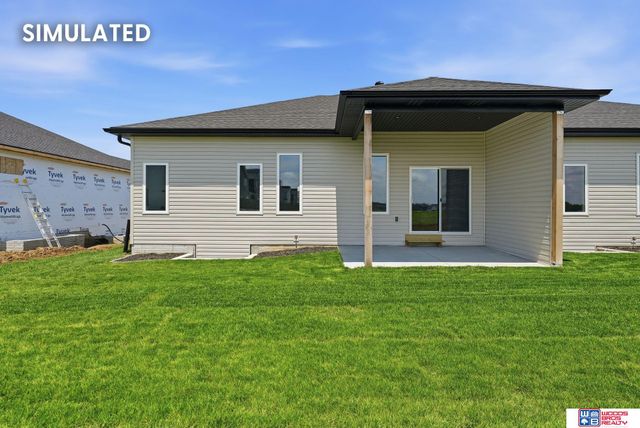 10501 Majestic Lane, Lincoln, NE 68527