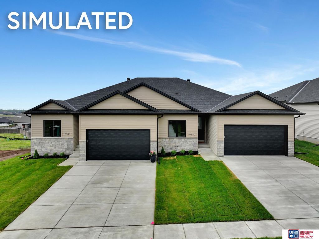 10501 Majestic Lane, Lincoln, NE 68527
