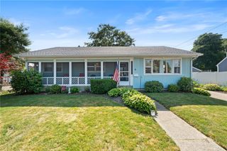 9 Woodlund Avenue, Westerly, RI 02891