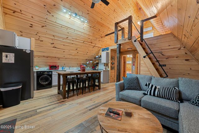 108 Washburn Rd, Clarkson, KY 42726