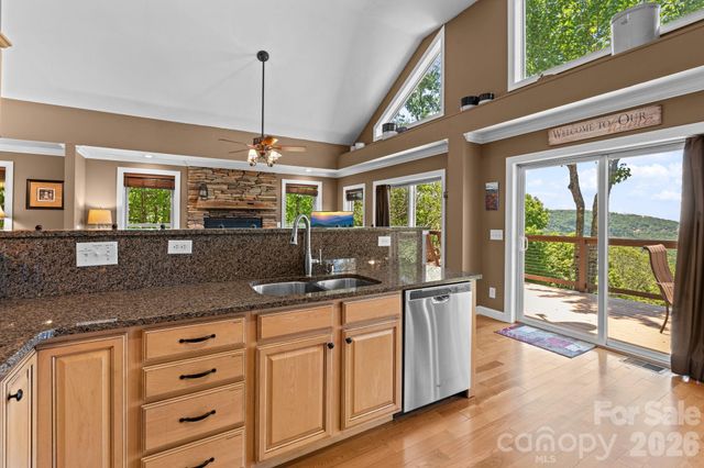 117 Pinnacle Ridge Road, Beech Mountain, NC 28604