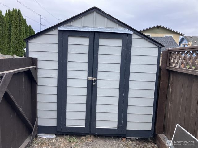 612 S 84th Street, Tacoma, WA 98444