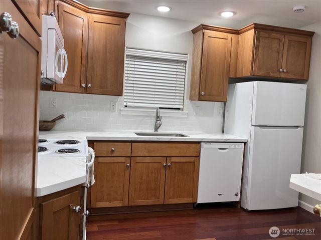 612 S 84th Street, Tacoma, WA 98444