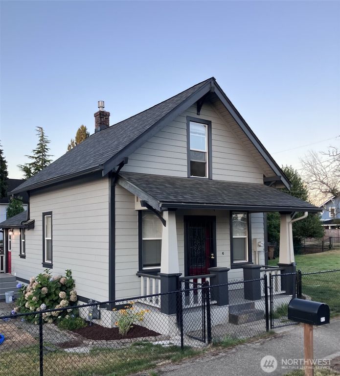 612 S 84th Street, Tacoma, WA 98444