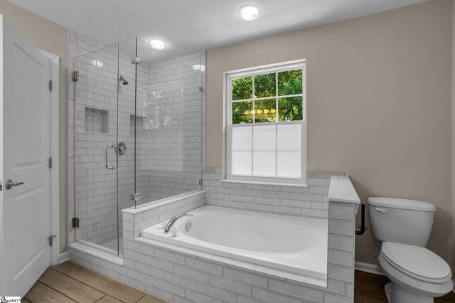 366 Juniper Bend Circle, Greenville, SC 29615