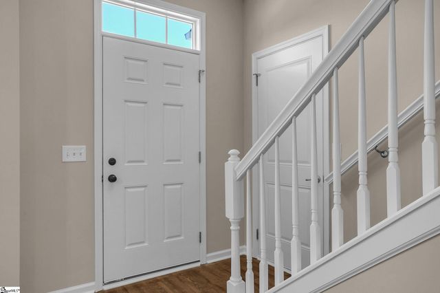 366 Juniper Bend Circle, Greenville, SC 29615
